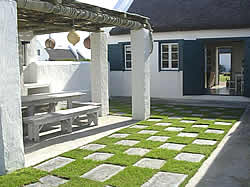 Zuidste Huisie self catering family cottage in Struisbaai