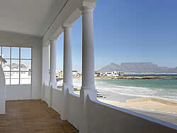 The Blue Peter Hotel offers comfortable accommodation in Bloubergstrand