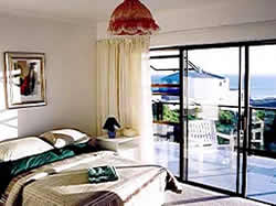 Cape Gull bed and breakfast inn located in Bloubergstrand 