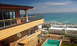 Camps Bay accommodation - Self Catering Camps Bay - Hiliday apartments Camps Bay - Villa Simona