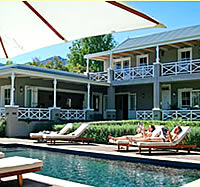 Plumbwood Inn offers romantic accommodation in Franschhoek