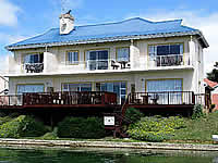 Jeffreys Bay accommodation - Jeffereys Bay B&B - Marina Martinique