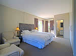 5 Luxury Suites (66m²) 